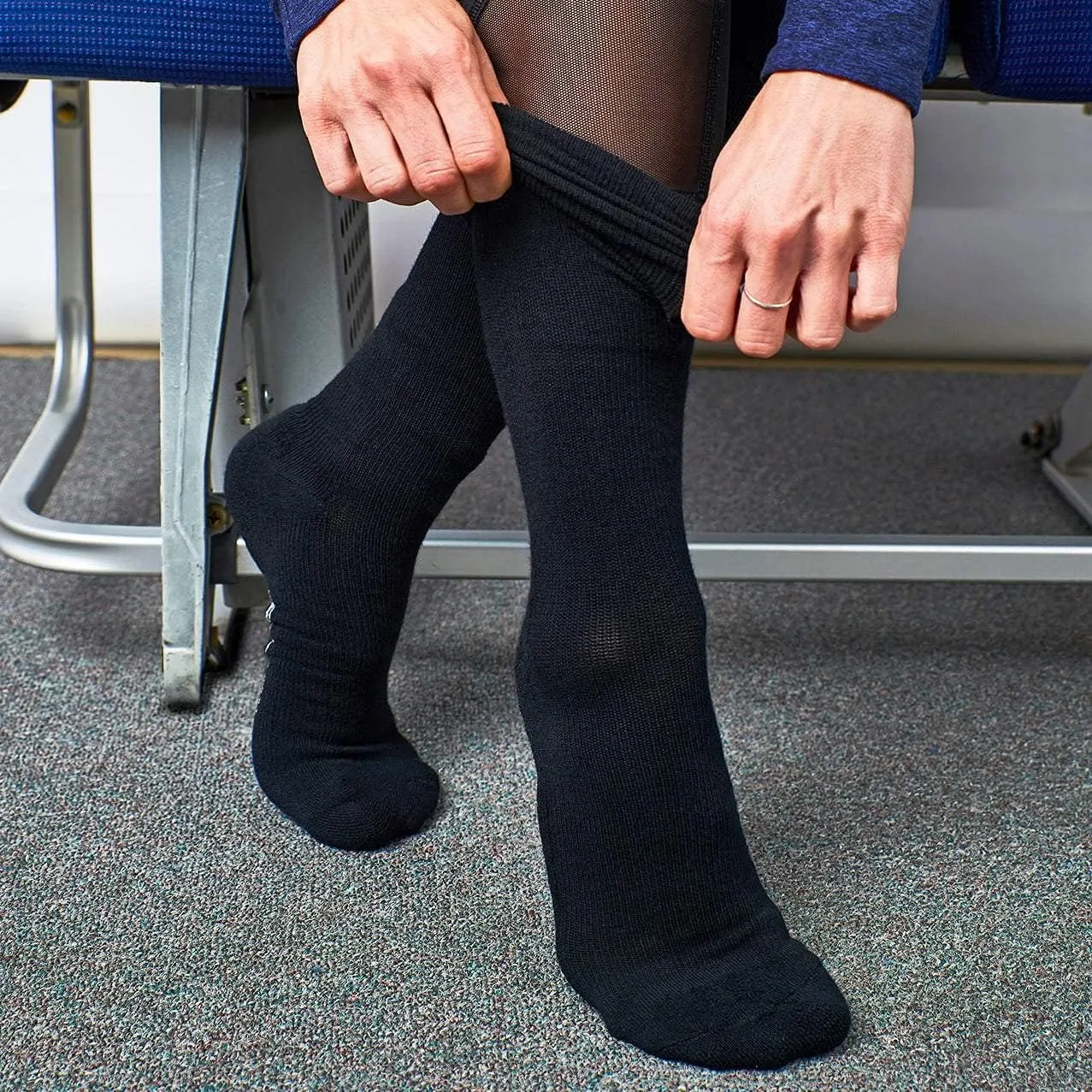 Cabeau Bamboo Compression Socks Ultra Soft for Women and Men 8-15 mmHg