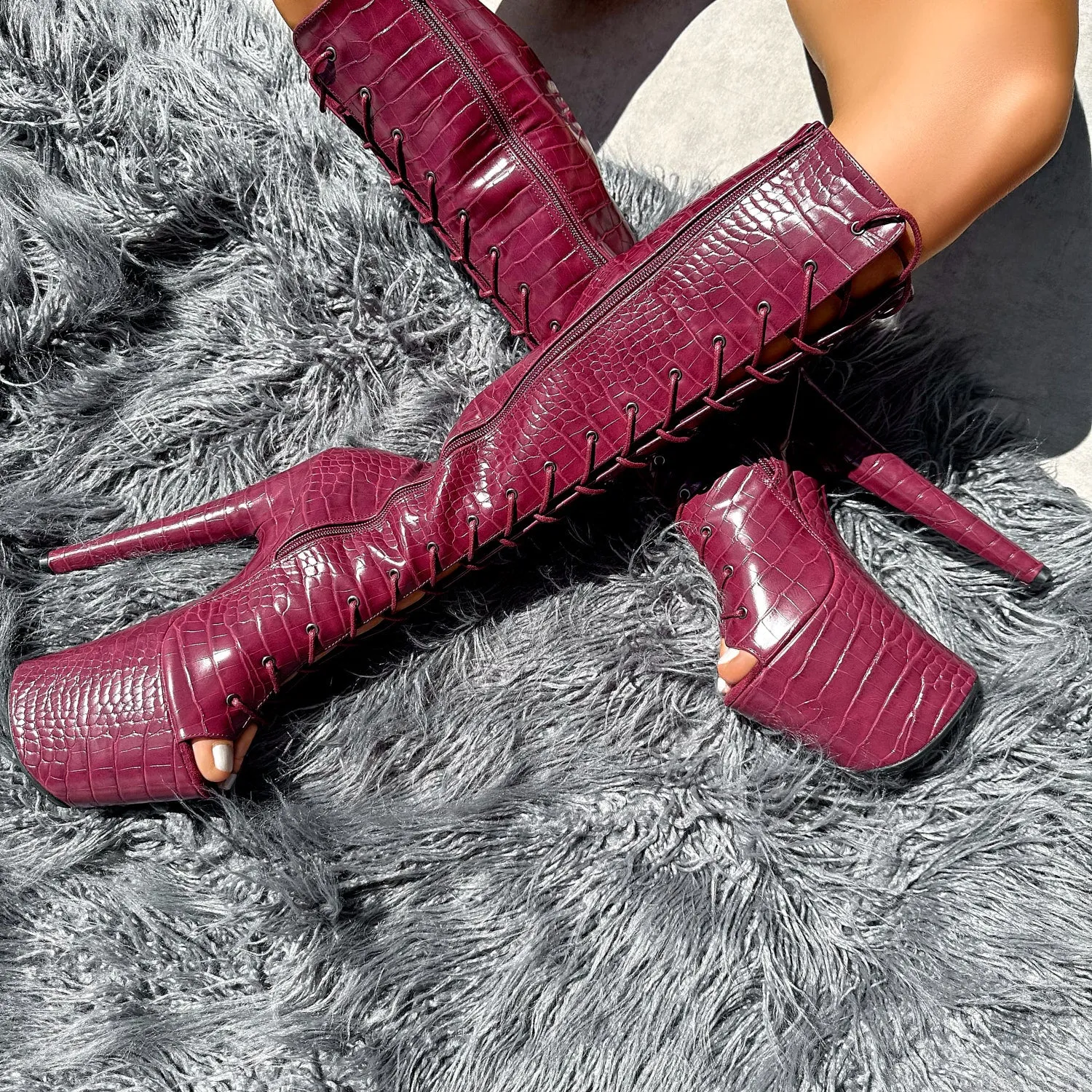 I Don’t Bite - Knee Boot Open Toe - 8INCH