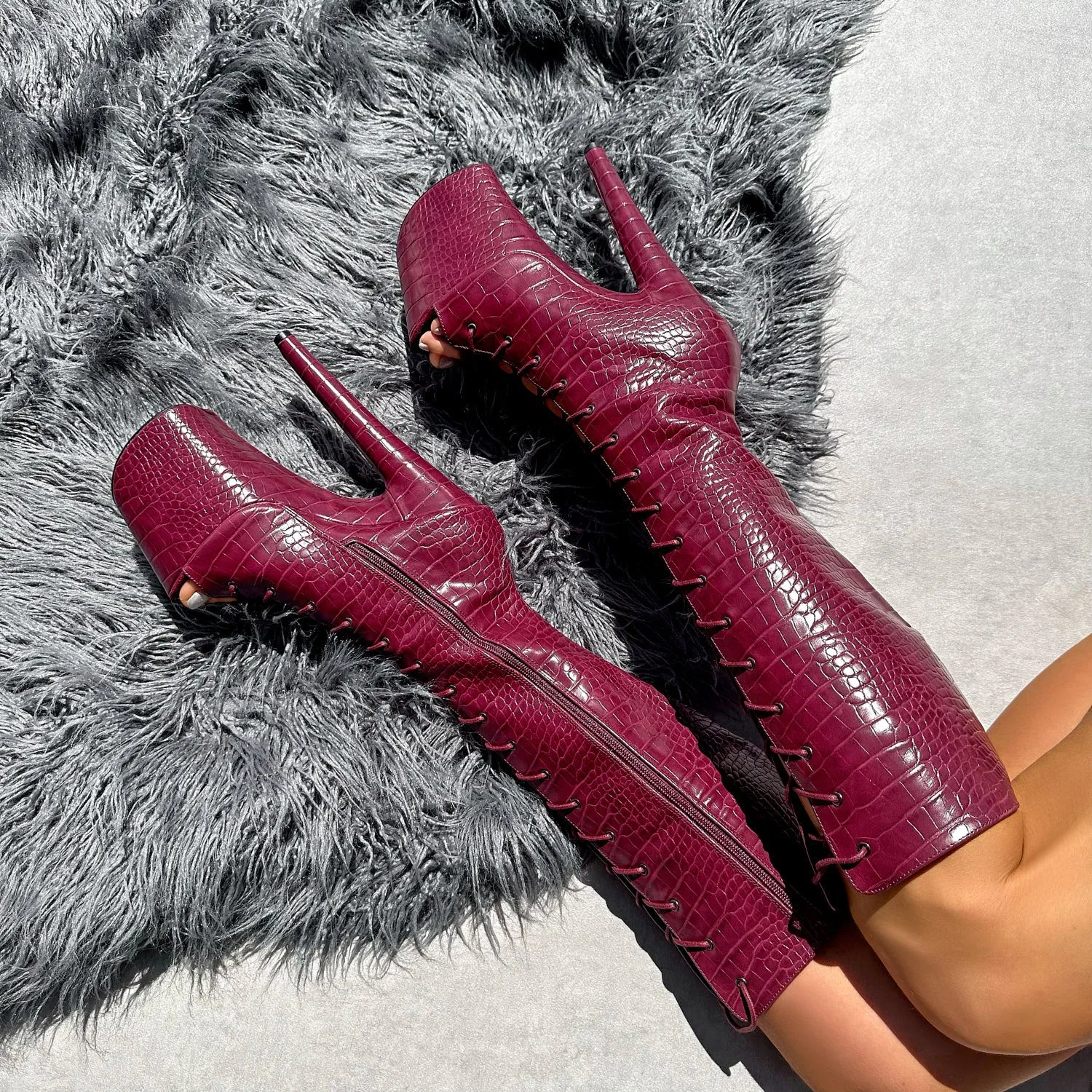 I Don’t Bite - Knee Boot Open Toe - 8INCH