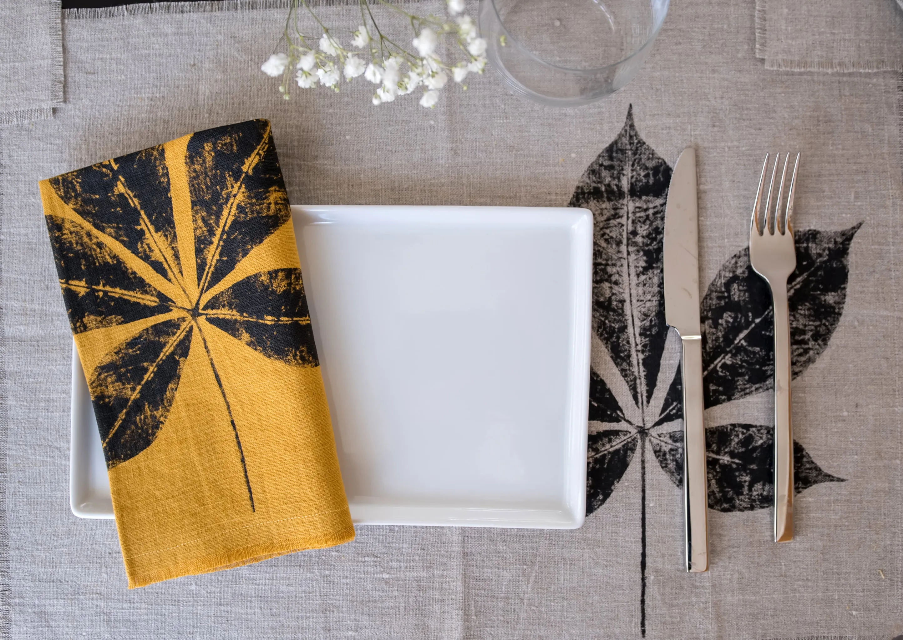 Linen Creeper Leaf Placemat in Natural - Set of 4 with bag