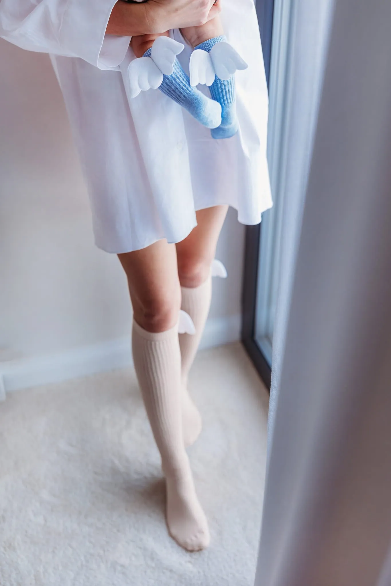Mama's Feet Children's Knee-High Socks with wings - Blue Angels