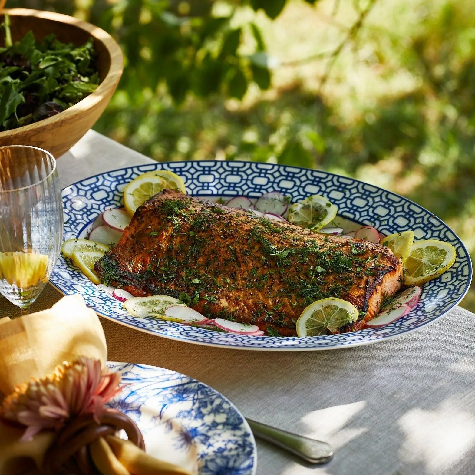 Newport Garden Gate Rimmed Oval Platter