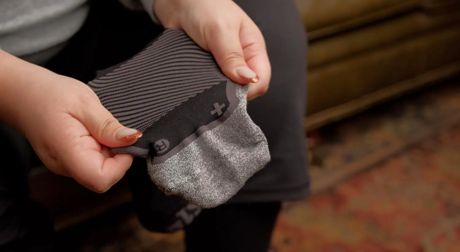 OS1st WP4 Wide Wellness Performance Socks for diabetics, sensitive feet, circulation and foot pain or numbness