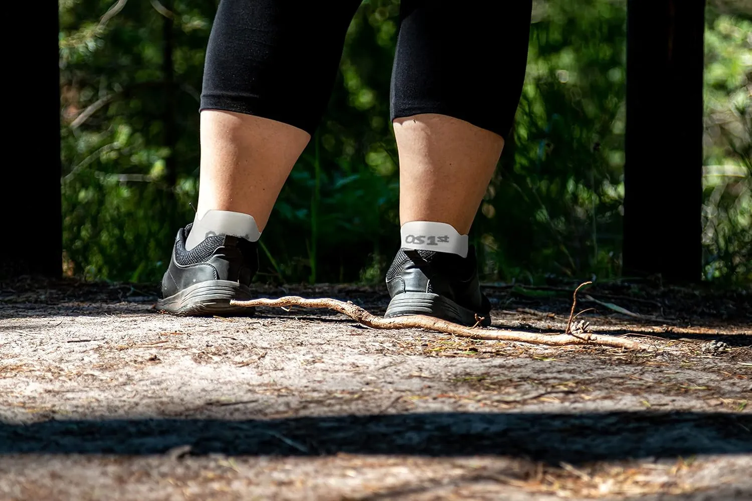 OS1st WP4 Wide Wellness Performance Socks for diabetics, sensitive feet, circulation and foot pain or numbness
