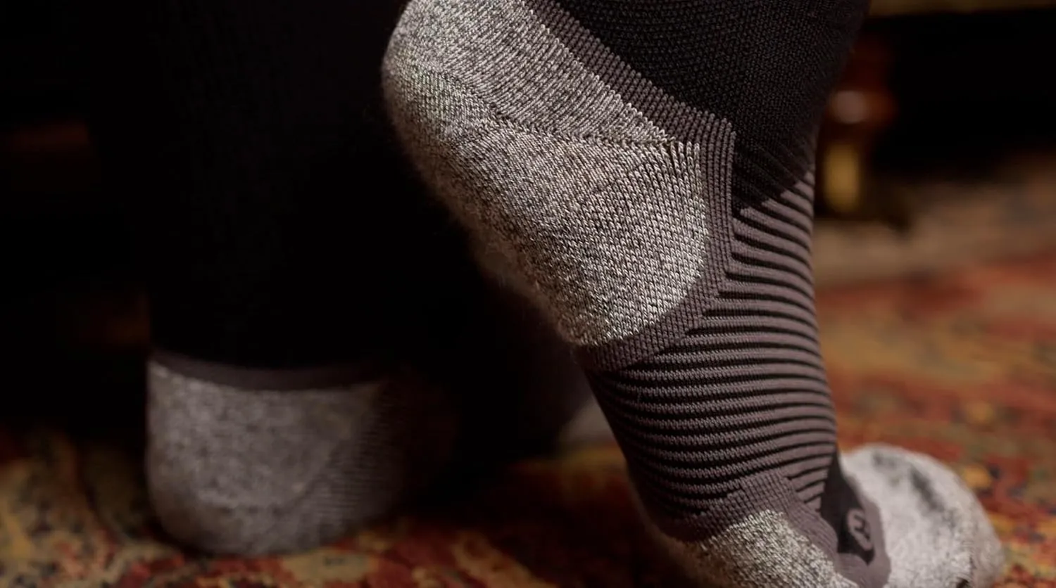 OS1st WP4 Wide Wellness Performance Socks for diabetics, sensitive feet, circulation and foot pain or numbness