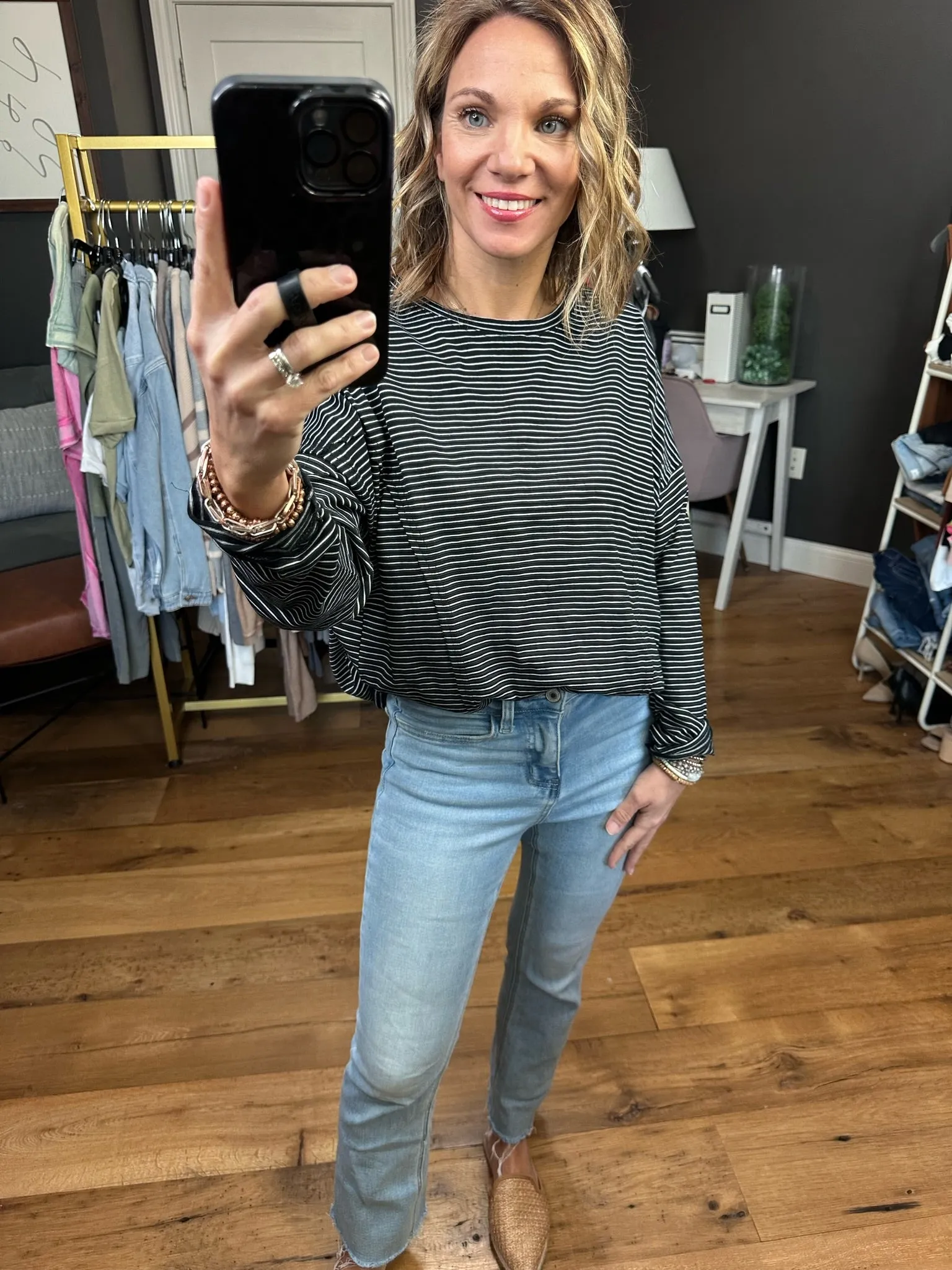 Right Appearance Striped Long Sleeve Top - Black