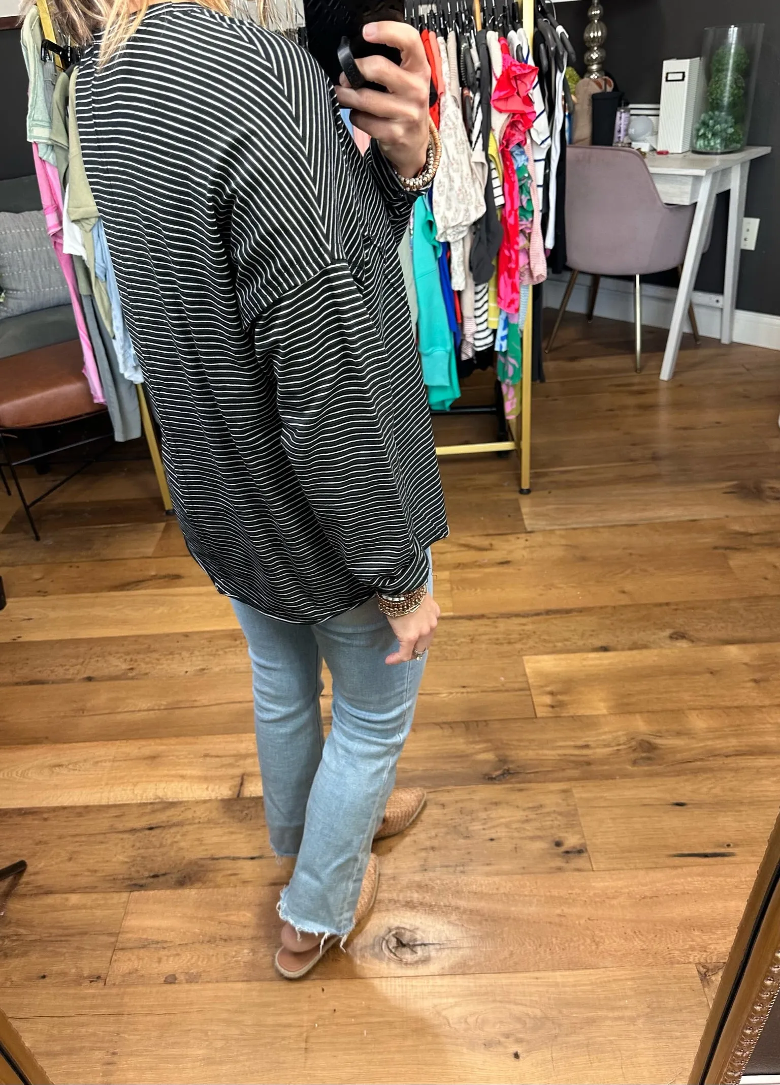 Right Appearance Striped Long Sleeve Top - Black
