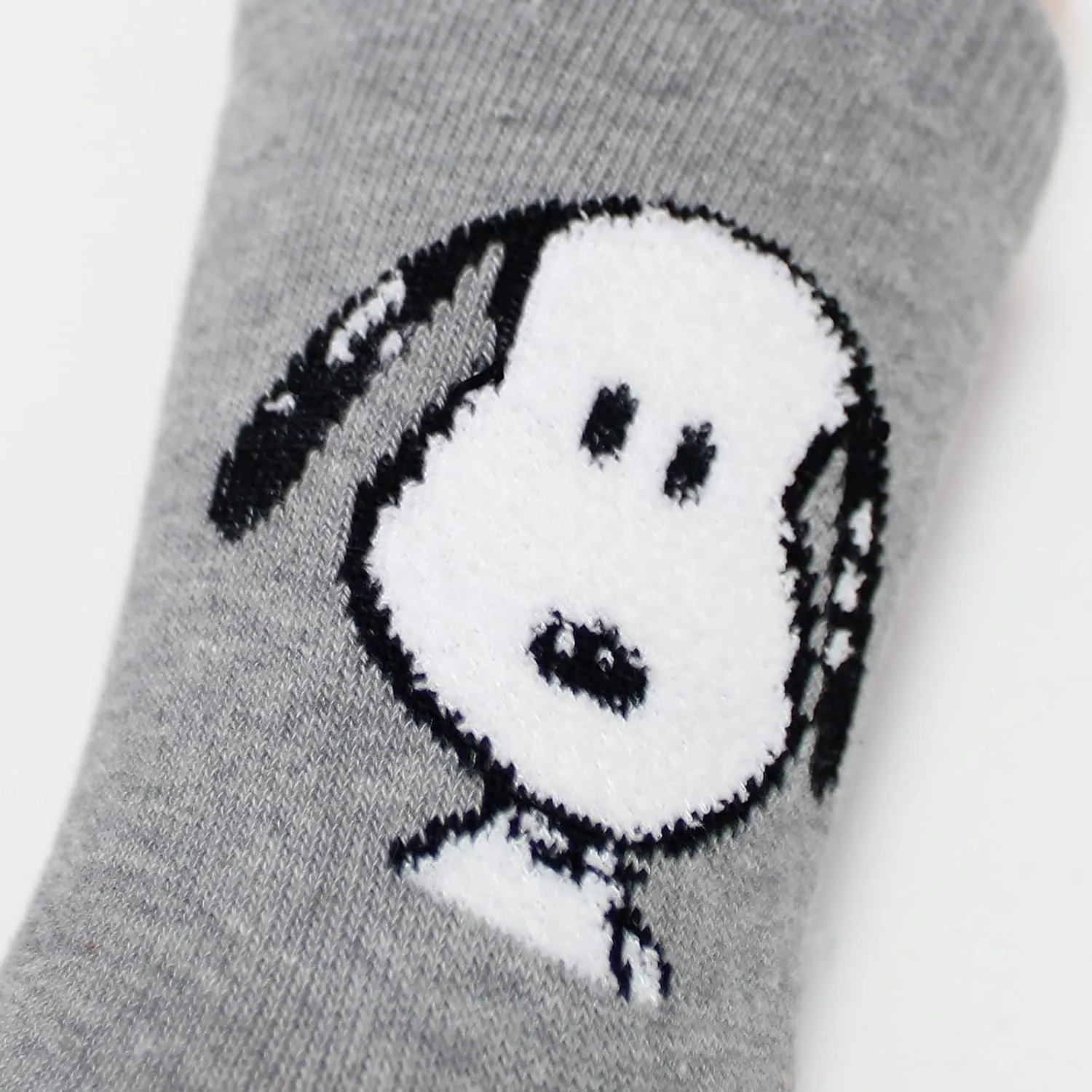 The Peanuts Snoopy Women and teen girls Cartoon Character Series Licensed Socks